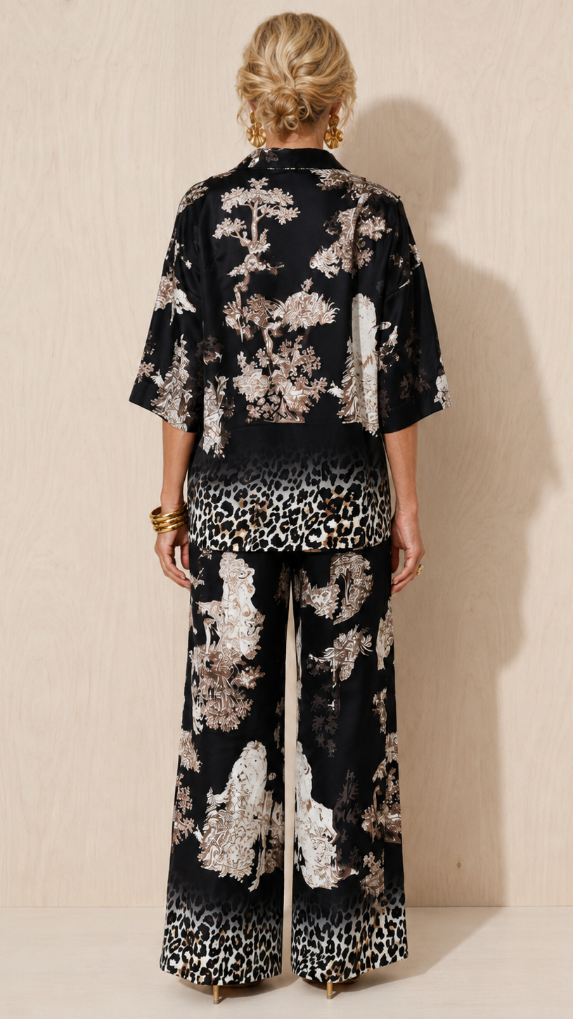 Casa Montiel / Conjunto Noire Sauvage