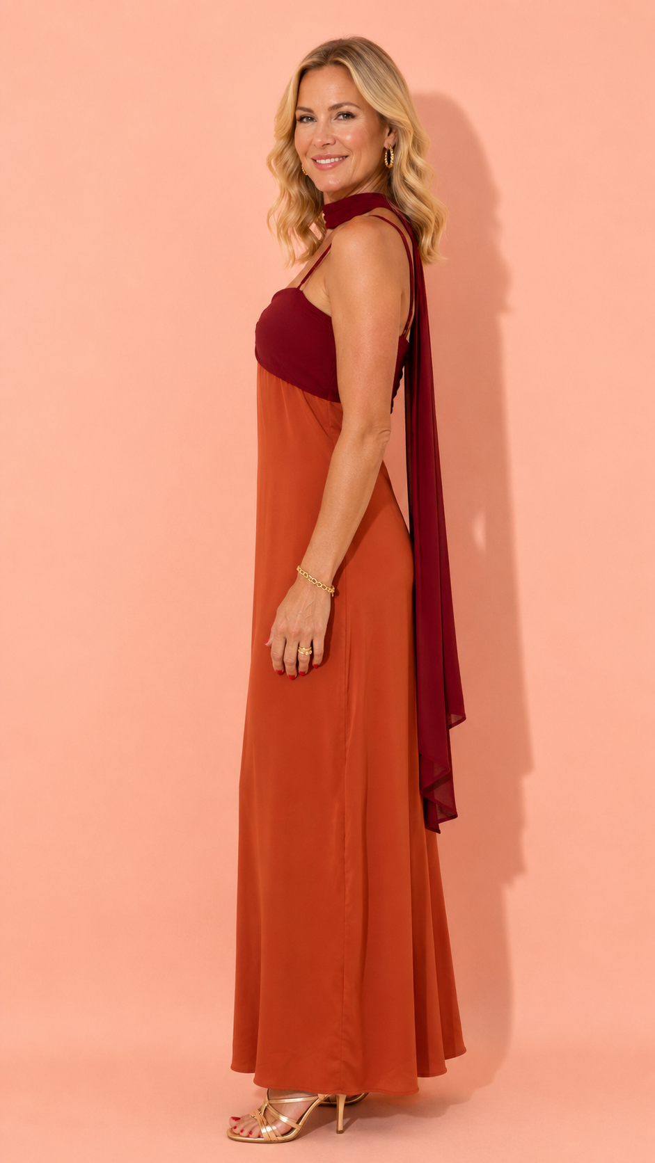Casa Montiel / Vestido Coral Elegancia