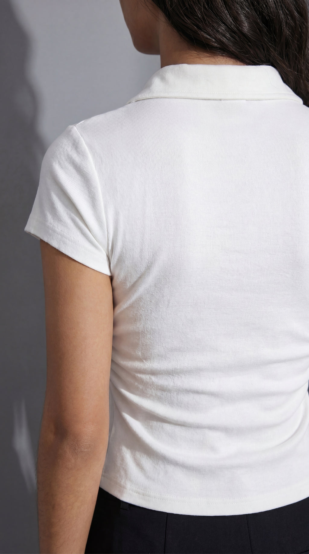 Casa Montiel / Camiseta Aura Polo Blanca