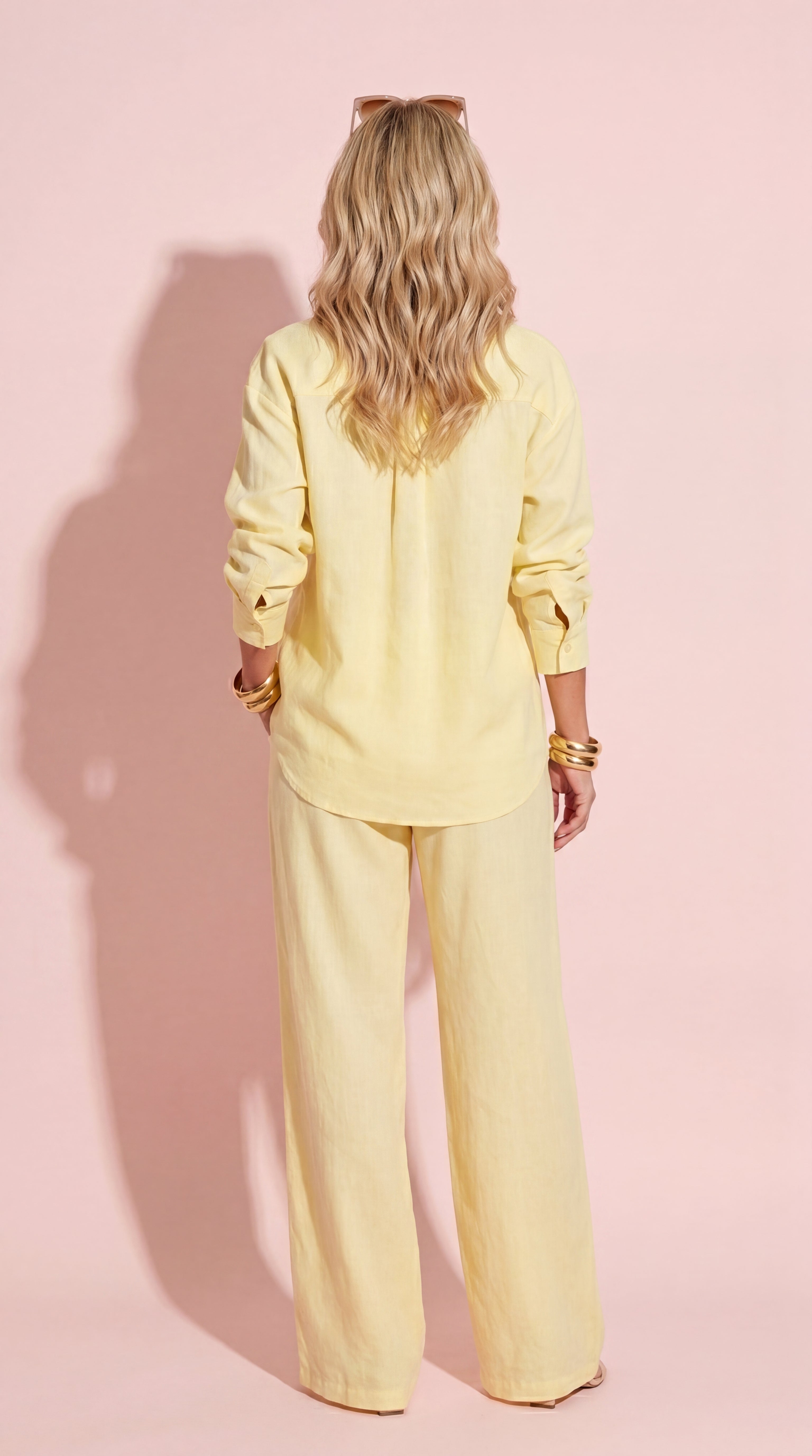 Casa Montiel / Conjunto Fluido Soft Yellow